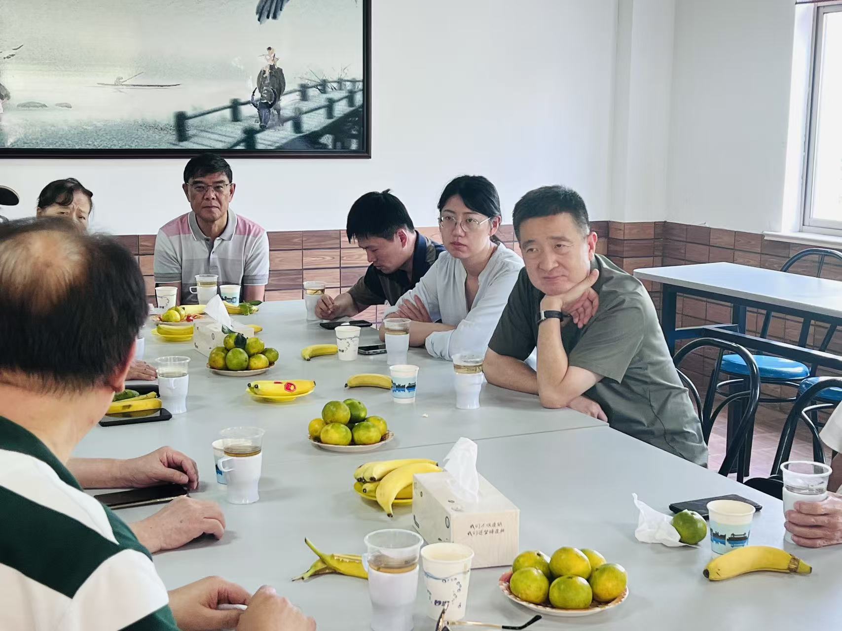 会议.jpg